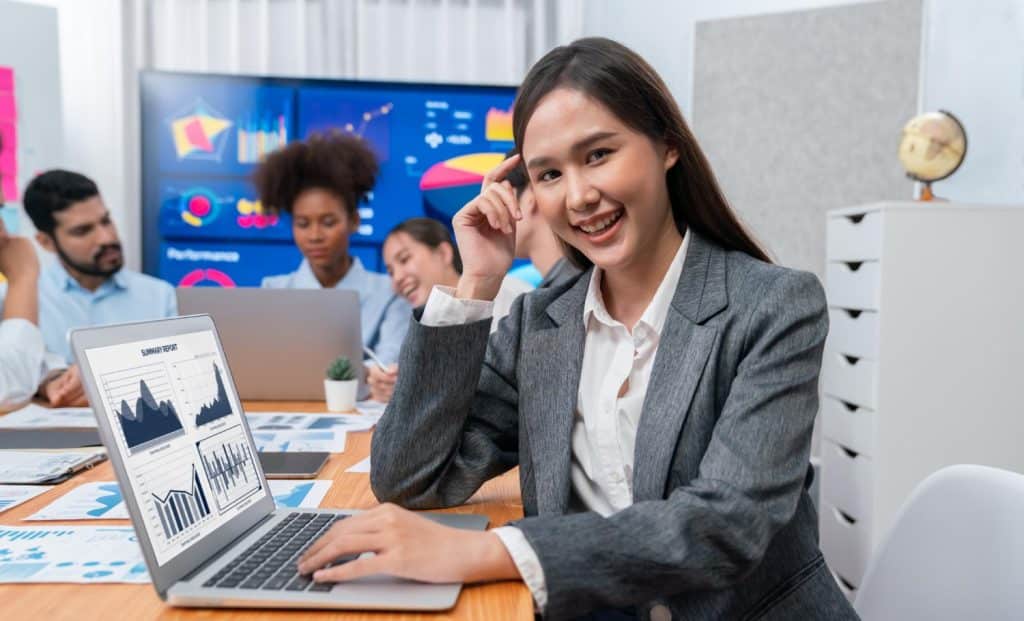 Sudah Berpromosi Tapi Penjualan Tetap Stagnan? Ini Alasan Anda Perlu Jasa Online Marketing